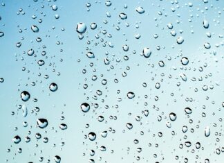 Co zrobić żeby w pokoju było wilgotne powietrze?