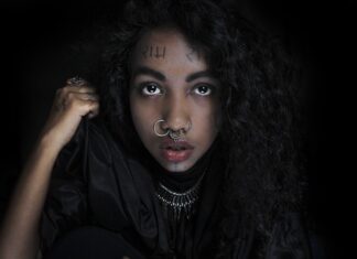 Czym skręcić szafki kuchenne ze sobą? Czym skręcić szafki kuchenne ze sobą?